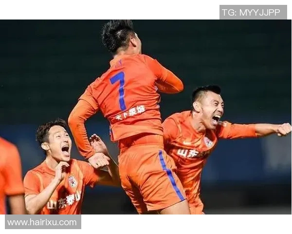 聚焦球星互换现象探讨现代足球俱乐部运作与竞技平衡发展